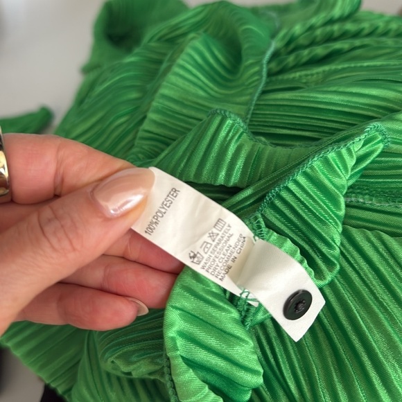 2 Piece Set Pleated Long Sleeve Loose Fit Button Down Shirt Wide Leg Pants Green - Picture 8 of 12